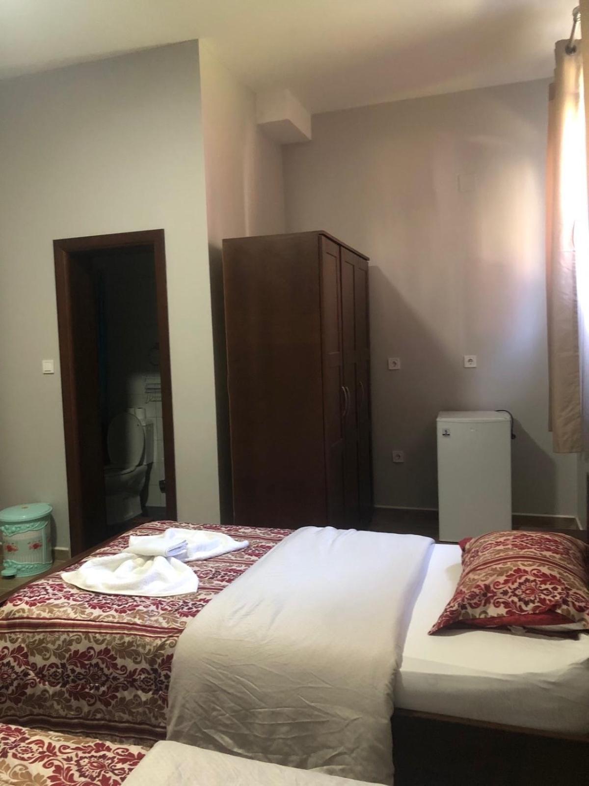 Hotel Mountain View Inn Gusinje Экстерьер фото