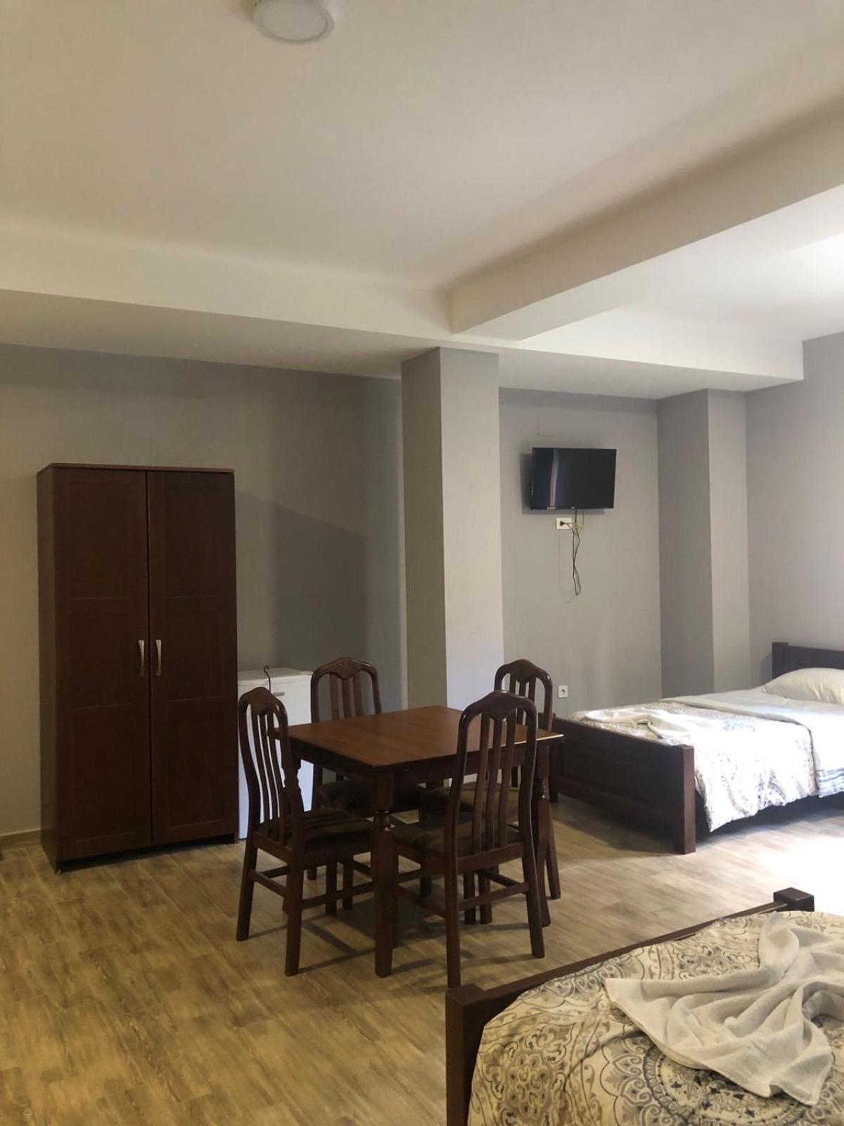 Hotel Mountain View Inn Gusinje Экстерьер фото