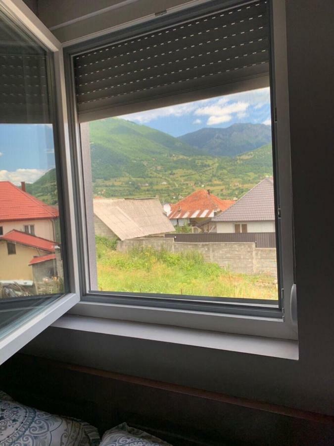 Hotel Mountain View Inn Gusinje Экстерьер фото